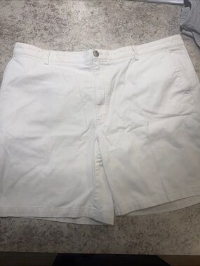 Men's White Flat-Front Cotton Shorts